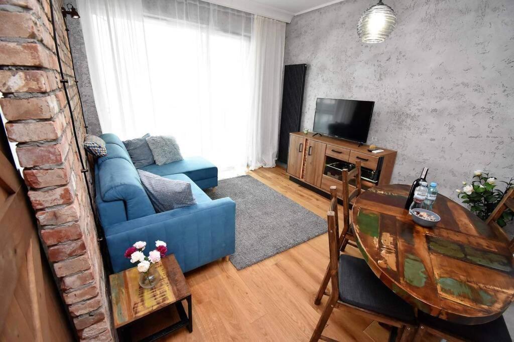 Apartament Blue Bastion Walowa 23C Z Klimatyzacja I Miejscem Parkingowym W Podziemnym Parkingu Gdańsk Exterior foto